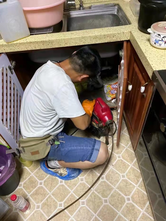 波莲镇通下水道
